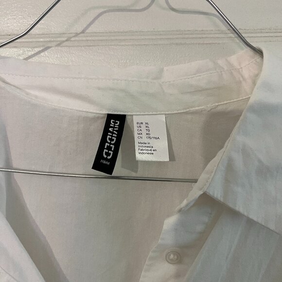 H&M Divided White Blouse - Picture 4 of 6